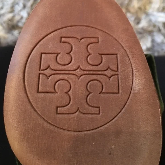 Tory Burch - Picture 6 of 7